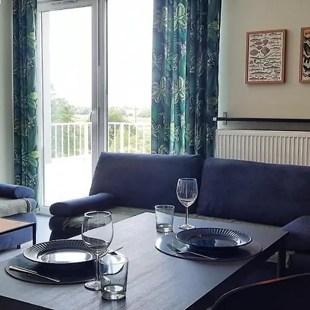 Burgund Wyspa Sobieszewska Apartment